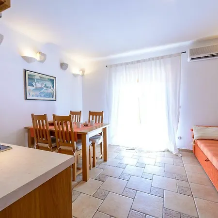 Petar Apartamento
